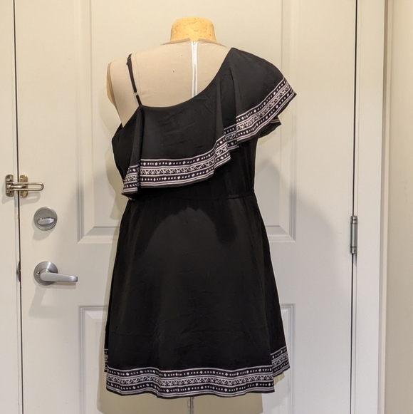 EUC Lily Fashion P One Shoulder Ruffle Top Black Mini Dress - SEE SIZE NOTES - Picture 2 of 6